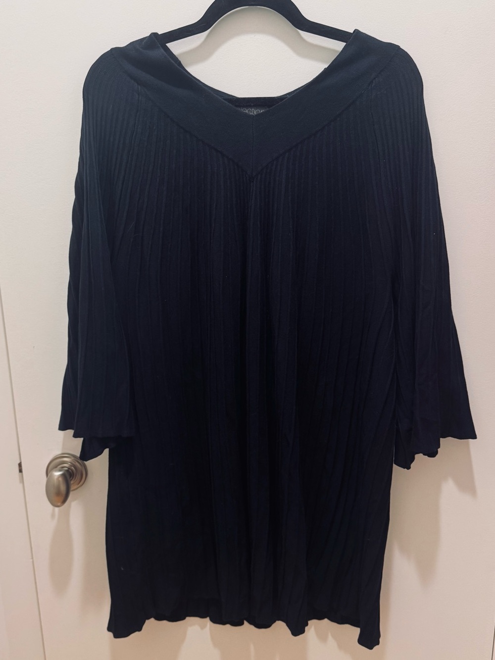 NWT Ulla Popken Black Pleated Tunic Top Size 20/22